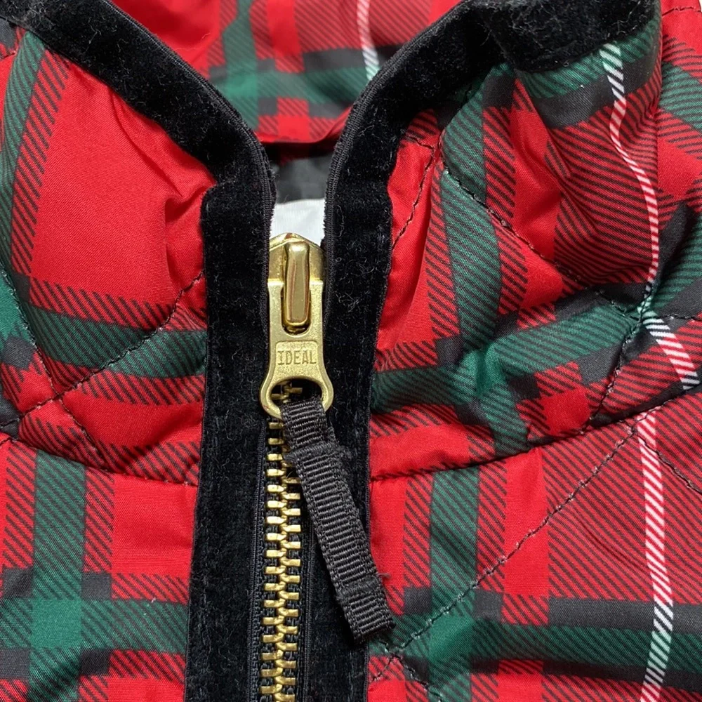 🎉2X HP🎉 Old Navy Plaid Quilted Vest 💗 Red Green White & Black - Picture 8 of 14